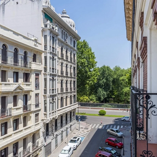 Calle de Alberto Bosch, Jerónimos — авторская резиденция с видом на парк Retiro — 17