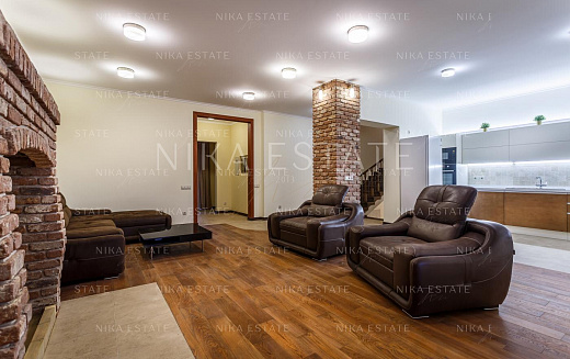 Townhouse, 513 m² — 11