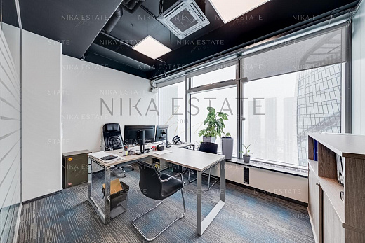 Office, 366 m² — 12