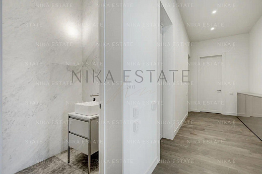 4-room apartment, 253 m² — 15