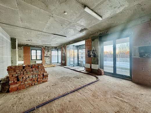4-room apartment, 202 m² — 4