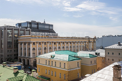 6-room apartment, 665 m² — 17