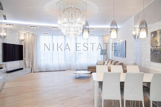 3-room apartment, 112 m² — 2