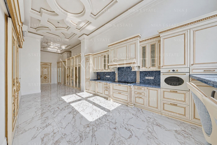 Three Bedrooms in ZhK Serdtse Stolitsy