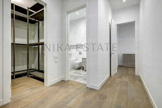 4-room apartment, 253 m² — 23