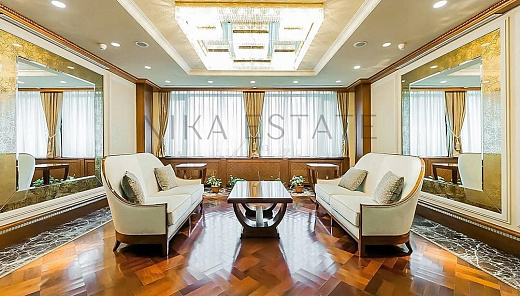 Penthouse! Views! Prestigious Building! — 13